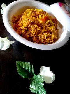 ফ্রায়েড ম্যাগি (fried maggi recipe in Bengali) রেসিপির প্রধান ছবি