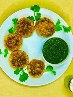 A picture of Oats veggies Cutlets.