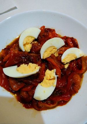 Una foto de Pimientos asados