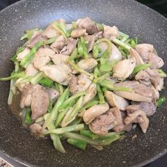Chinese stir-fried chicken and broccoli stems A picture of Chinese stir-fried chicken and broccoli stems.