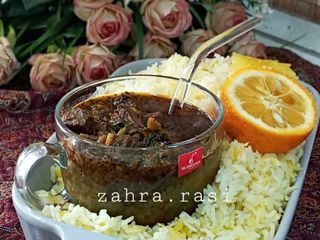 خورشت کرفس با رب و گوشت گوساله