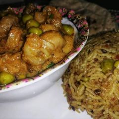 A picture of Matar mushroom masala.