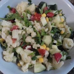 A picture of Cauliflower 🥗 salad.