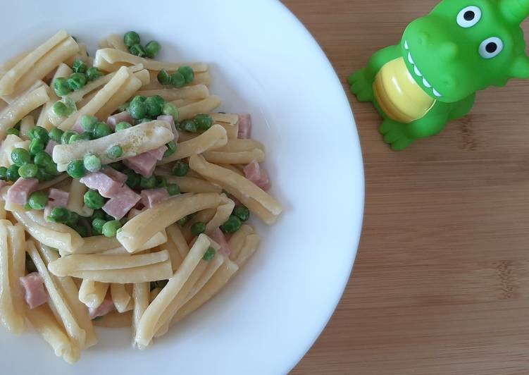 Pasta panna piselli e prosciutto