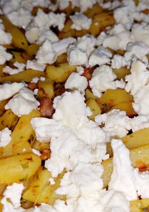 O poză a rețetei Cartofi "prăjiți" la cuptor.