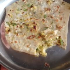 A picture of Parathas with paneer capsi.