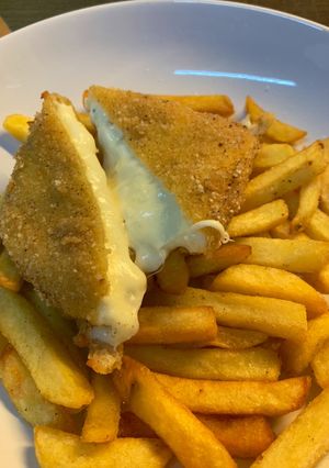 Rántott sajt recept fotója