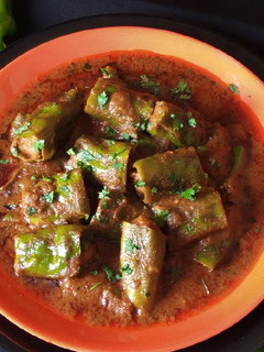 A picture of Stuffed Chilli Curry.
