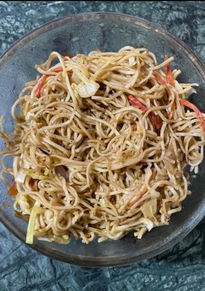वेज नूडल्स (veg noodles recipe in Hindi) रेसिपी मुख्य फोटो