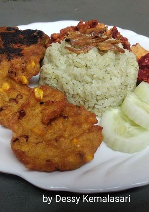 Foto resep Nasi Daun Jeruk dengan Magic Com