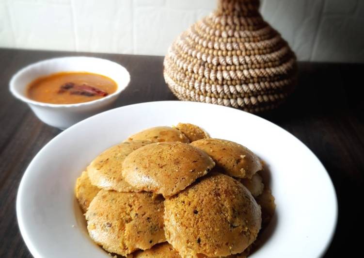 Step-by-Step Guide to Make Quick Oats Semolina Idli