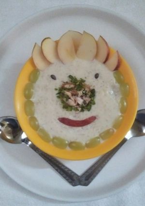 A picture of Poha fruits mixed phirni.
