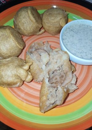 A picture of Potato Lotus Balls.