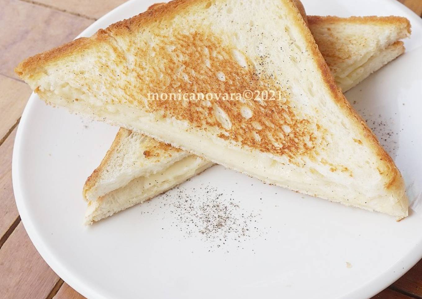 Grilled Cheese Sandwich