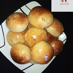 Burger buns A picture of Burger buns.