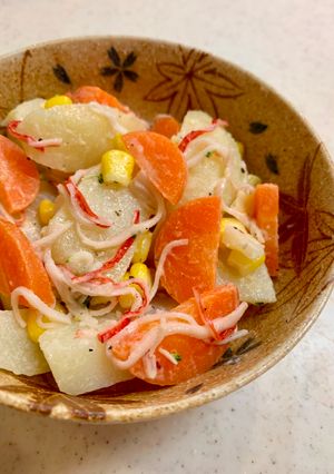 Foto resep Salad Mayo Kentang topping Crab Stick 🥗