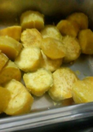 A picture of Boiled sweet potatoes.