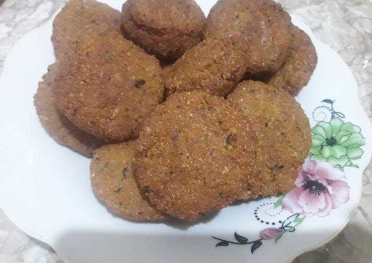 الطعمية المصرية أو الفلافل السورية