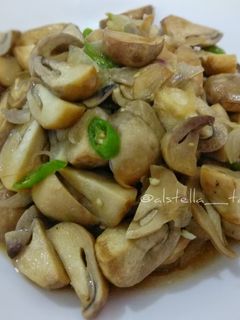 Foto resep Tumis Pedas Jamur (Spicy Sauteed Mushroom)