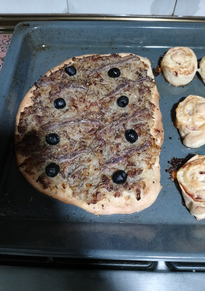 Una foto de Pissaladiere