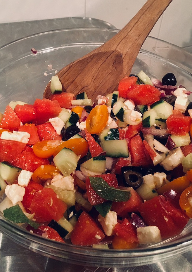 Una foto de Ensalada fresquita de sandía 🍉