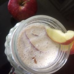 Apple date milkshake A picture of Apple date milkshake.
