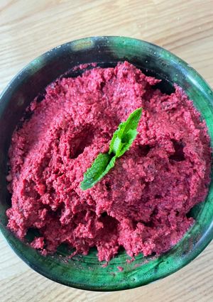 A picture of Beetroot and mint hummus.