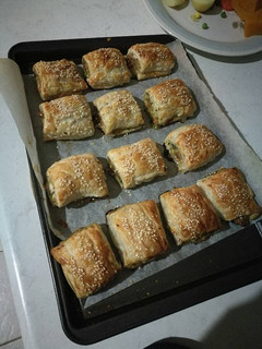 A picture of Sausage rolls.