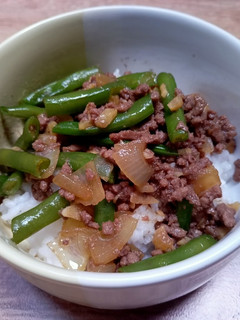 Foto resep Rice Bowl - Tumis Daging Cincang Buncis