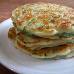A picture of Potato & Smoked Salmon Pancakes.