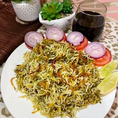 A picture of Hari Chutney Biryani.