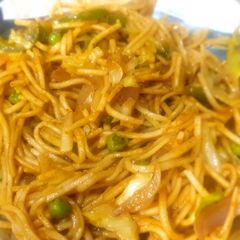 A picture of Chowmein.