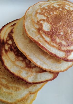 A picture of Soft fluffy pancakes.