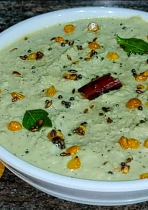 A picture of Coconut chutney.