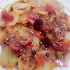 A picture of Achari aloo.