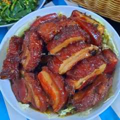 A picture of Babi Hakka.. Babi hong.