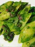 Penoni com pesto de pistáchios e pancetta
