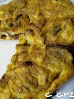 Una foto de Tortilla de setas de cardo