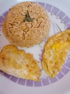 एग राईस (egg rice recipe in marathi) रेसिपी चे मुख्य फोटो