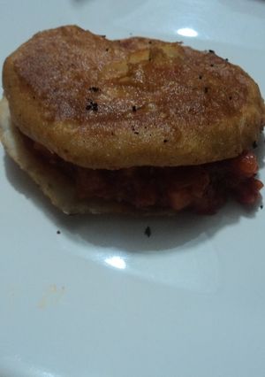 Una foto de Gordas de jocoque fritas con frijoles y guisos de lo que hay mamá Güera