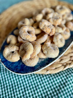 Una foto de Rollitos de Anís facilísimos para Carnaval 🎭 Versión en Thermomix y airfryer