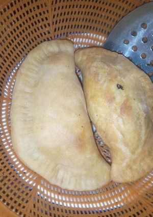 A picture of Fried meat pie.