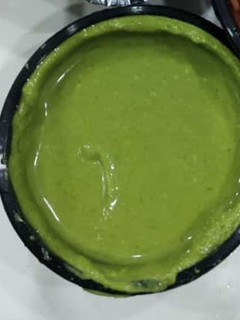 होटल स्टाइल हरी चटनी (hotel style hari chutney recipe in Hindi) रेसिपी मुख्य फोटो