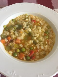 Una foto de Sopa minestrone con pasta