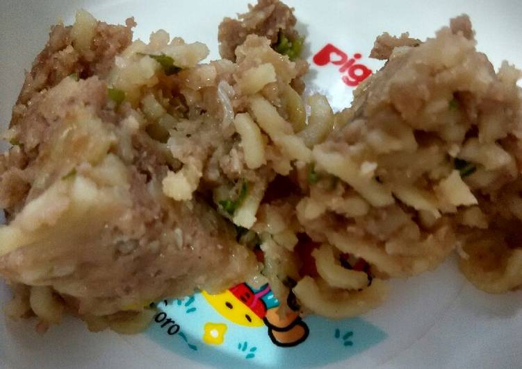 Day. 130 Schotel Mie Daging Sapi (10 month+)