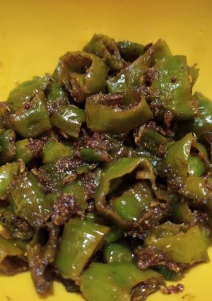 मसाला फ्राइड मिर्च (masala fried mirch recipe in Hindi) रेसिपी मुख्य फोटो
