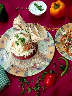 વડોદરા સ્ટાઇલ મટકા બિરયાની(Vadodara Style MatkaBiryani Recipe In Gujarati) (Jain) રેસીપી મુખ્ય ફોટો
