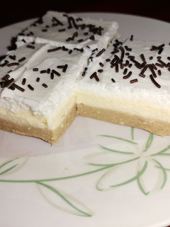 Gesztenyés - vaníliás kocka sütés nélkül recept fotója