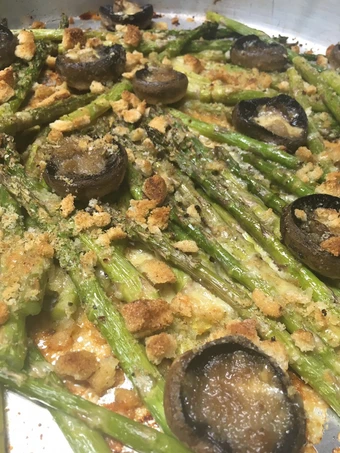 Easy Steps to Make Recipe Roasted Asparagus with Mushrooms that is Delicious, Delicious}