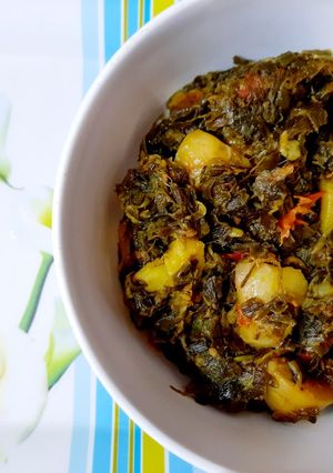 A picture of Spring onion dry sabzi.